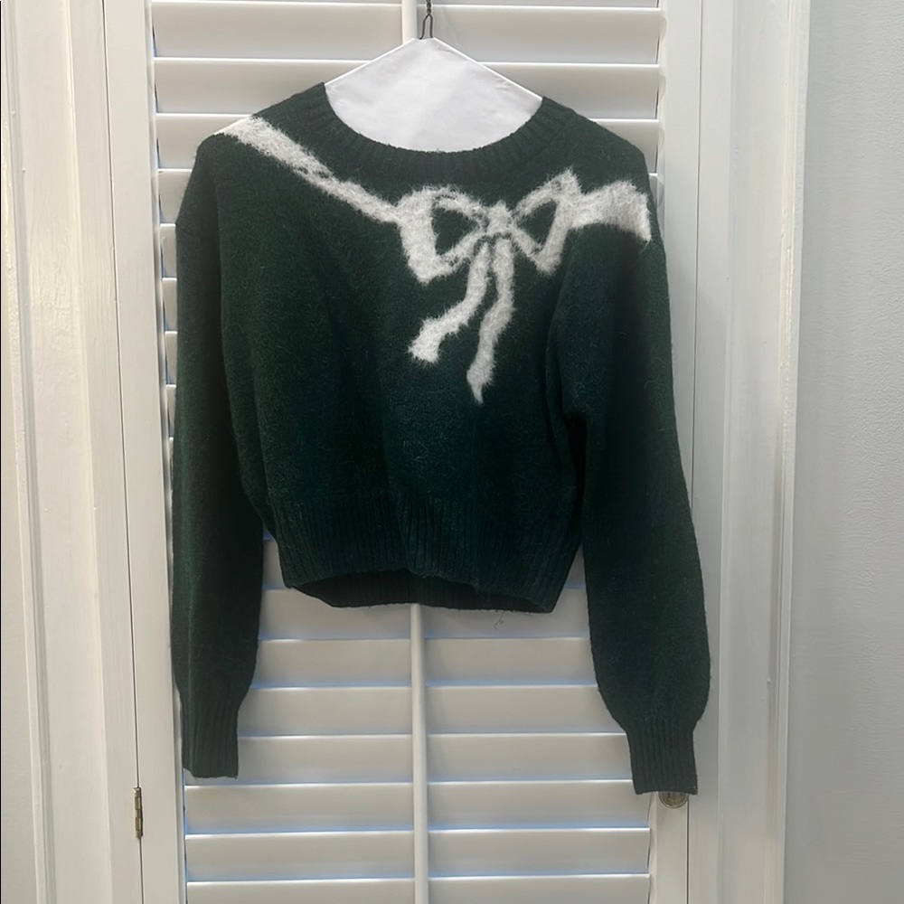 Green Sweater with Bow Detail